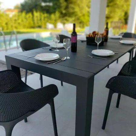 Villa Destiny Nedescina, Istrien, Kroatien *